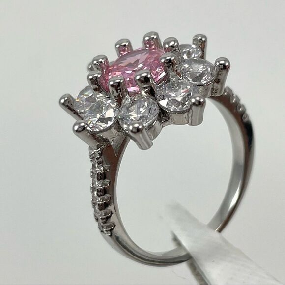 Exquisite Statement Pink White Diamond CZ Flower Star Silver Plated Boho Ring - Picture 2 of 4